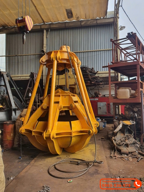 Gàu cạp đá hộc, phế liệu