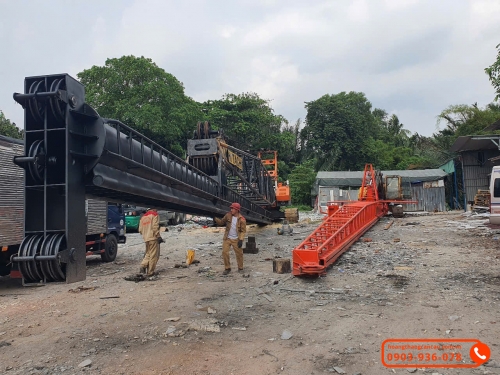 Giàn trượt búa đóng cọc